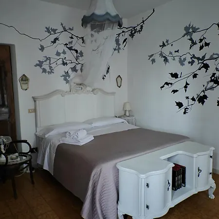 Bed & Breakfast Lamagia Di Corte Moronati Sirmione